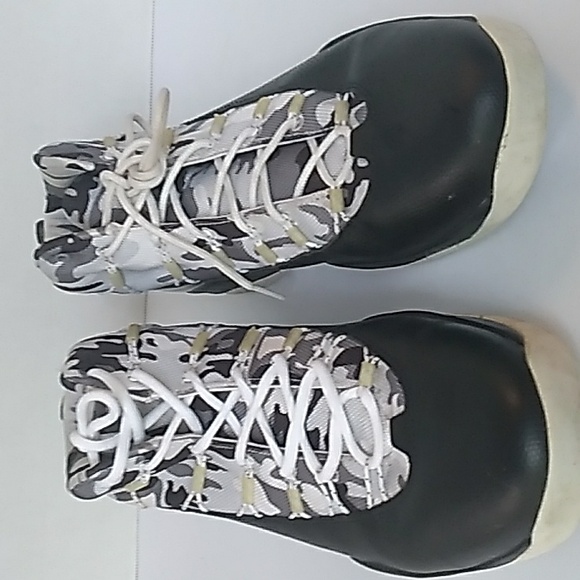 Jordan B\'Mo Mens Basketball Shoes Black‎ Grey Camo Mid Top Sneakers 580590-004